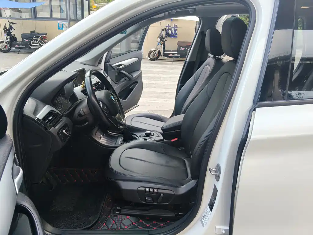 BMW X1 — миниатюра 10
