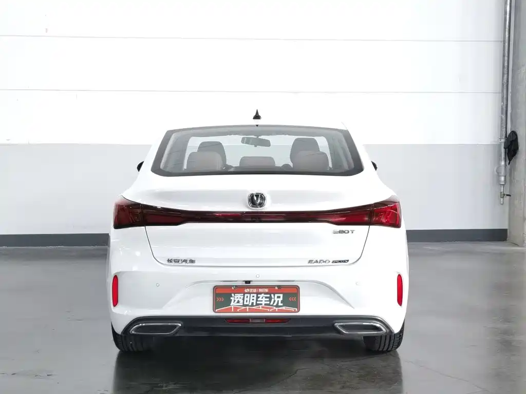 Changan Eado — миниатюра 4