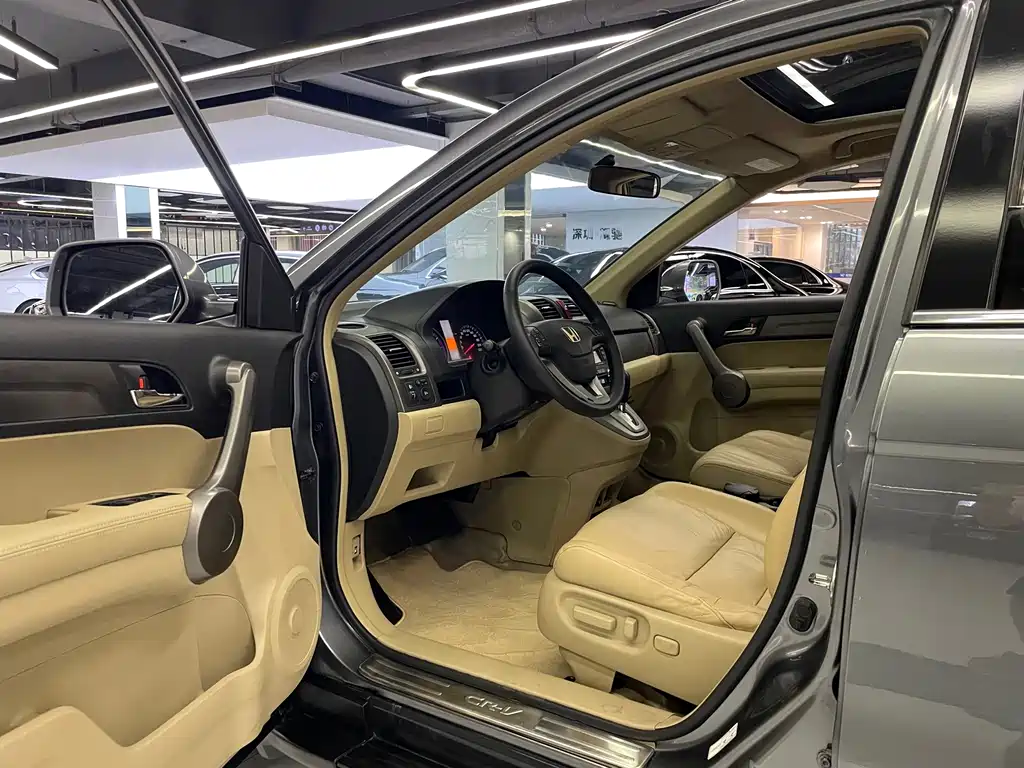 Honda CR-V — миниатюра 6