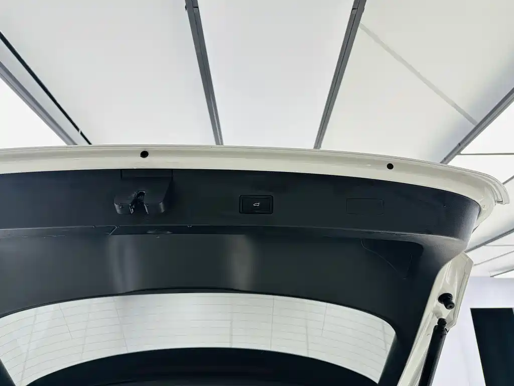 VOLKSWAGEN T ROC EXPLORING SONGS