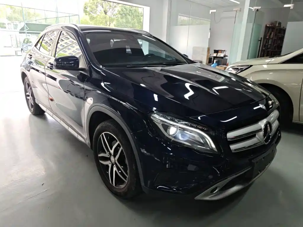 Mercedes-Benz GLA 2016 GLA 200 Fashion