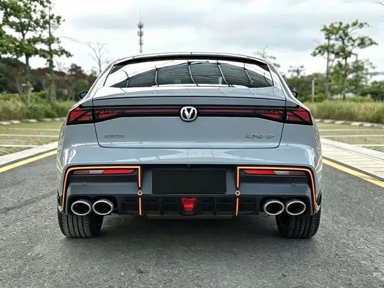 Changan UNI-V — миниатюра 7