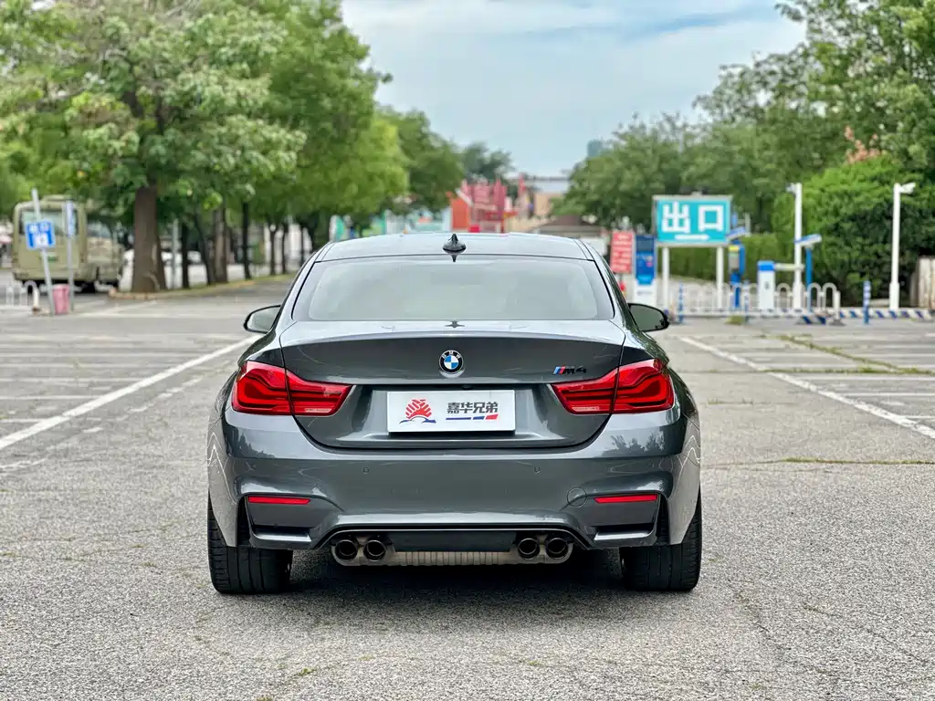 BMW M4 2018 M4