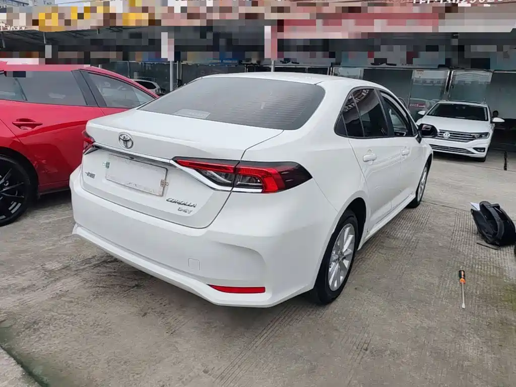 Toyota Corolla — миниатюра 7