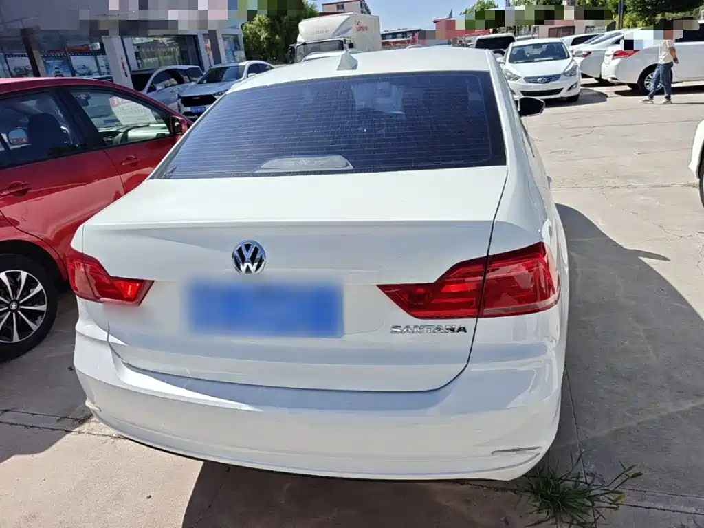 Volkswagen Santana — миниатюра 6