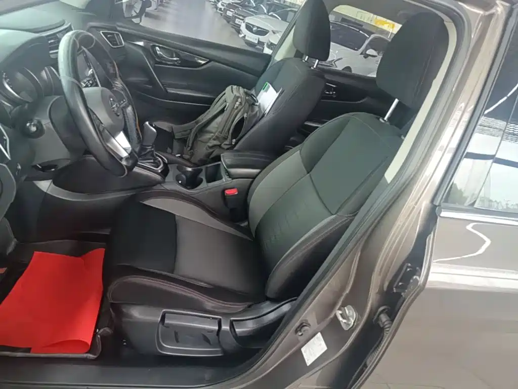Nissan Qashqai — миниатюра 15