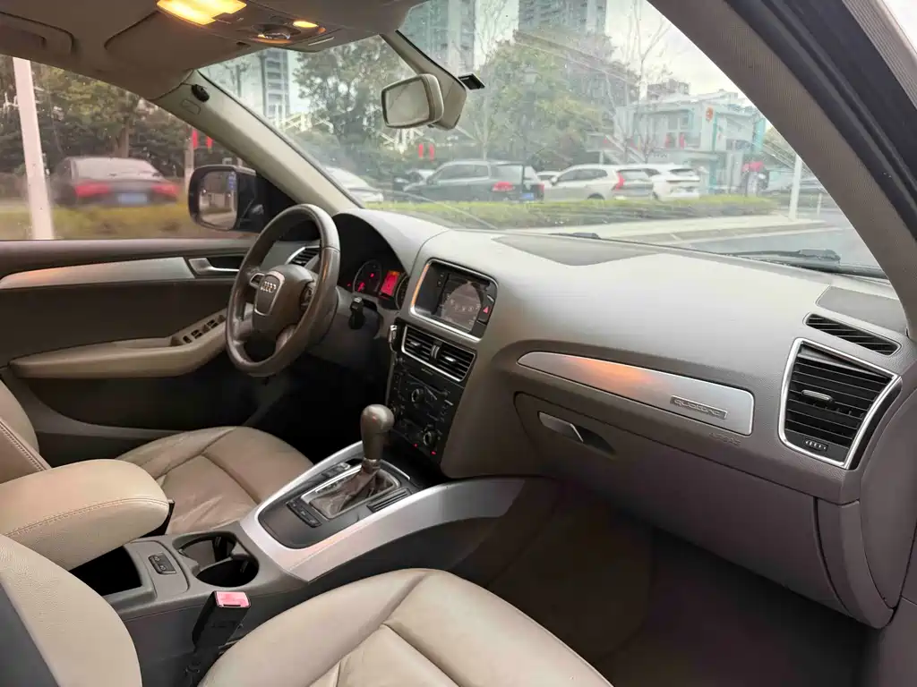Audi Q5 — миниатюра 11