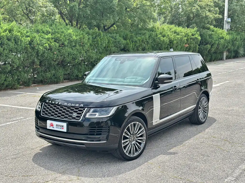 Land Rover Range Rover 2022 3.0 L6 400PS