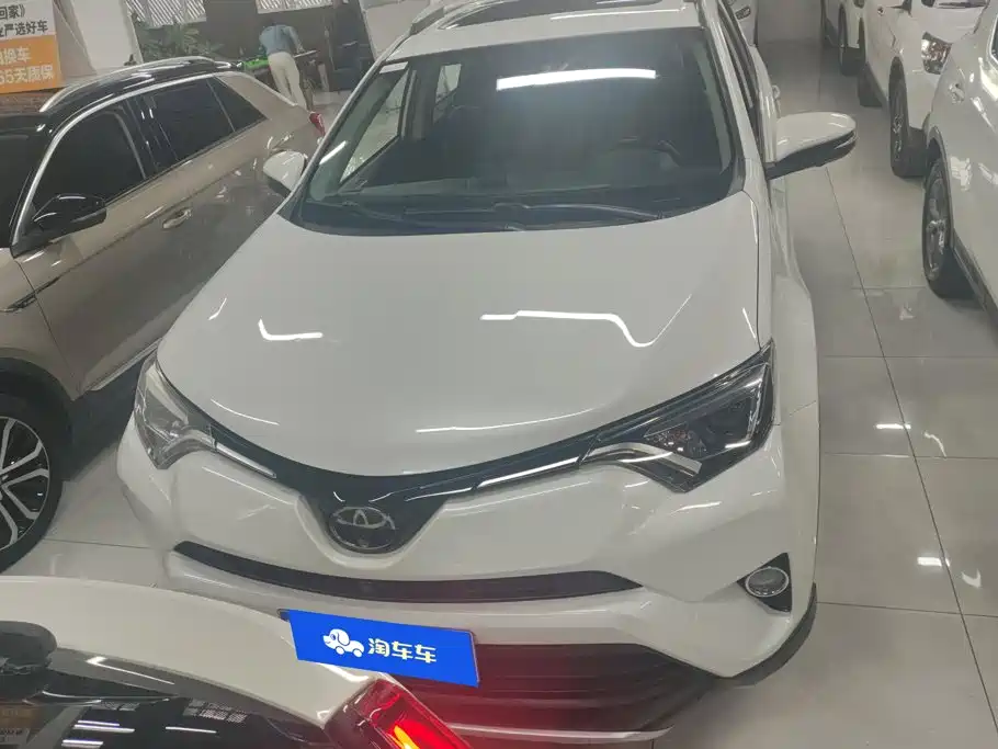 Toyota RAV4 — миниатюра 2