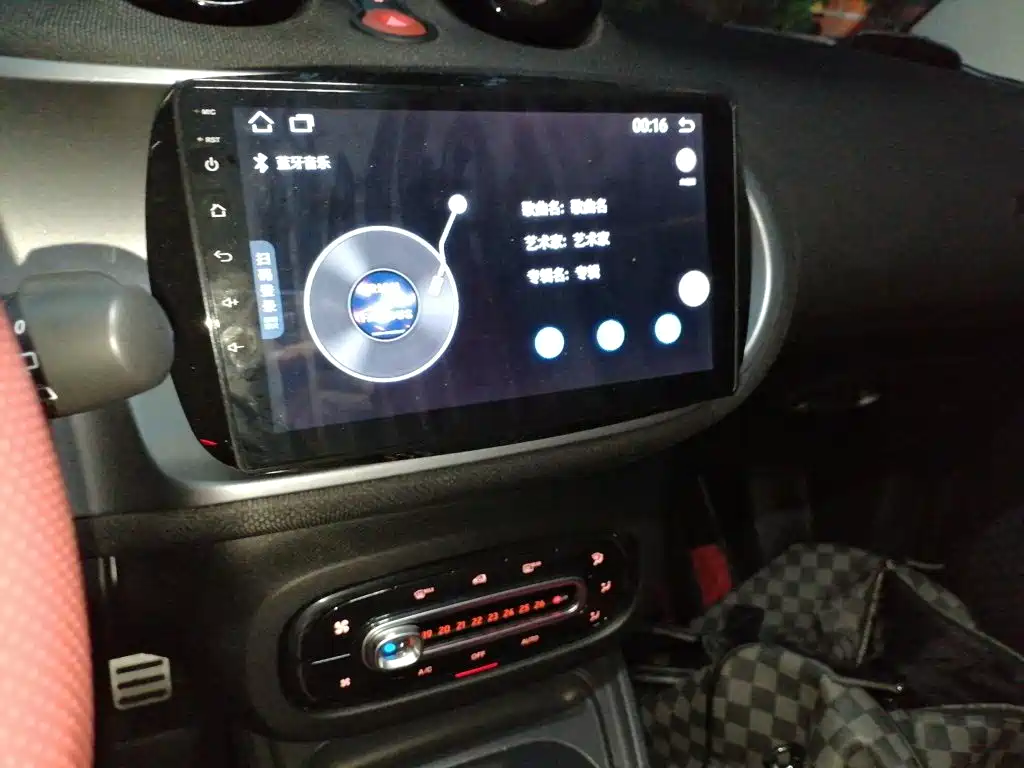 smart Smart Fortwo — миниатюра 15