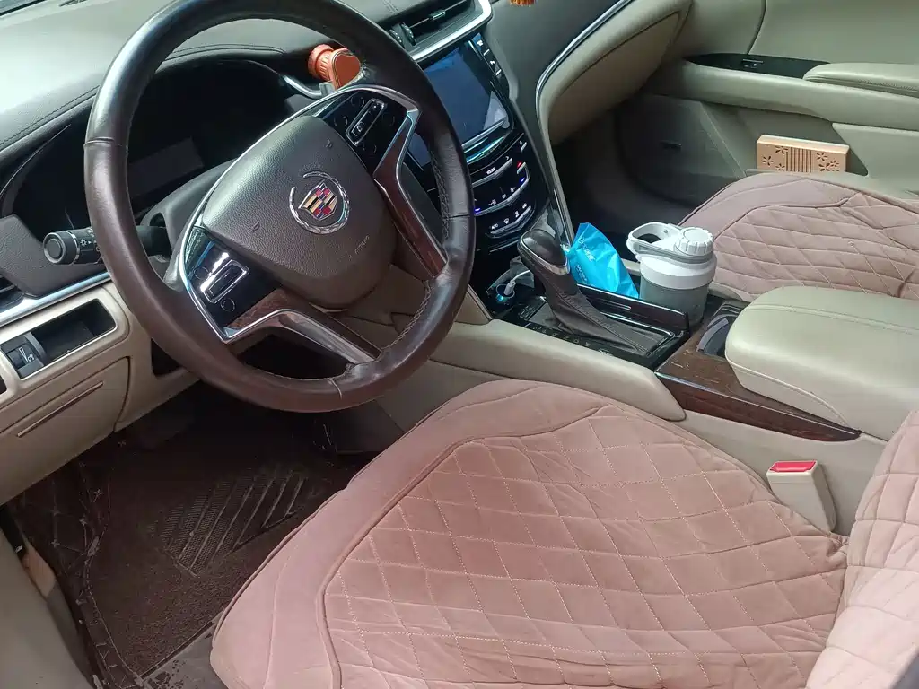 Cadillac XTS — миниатюра 3