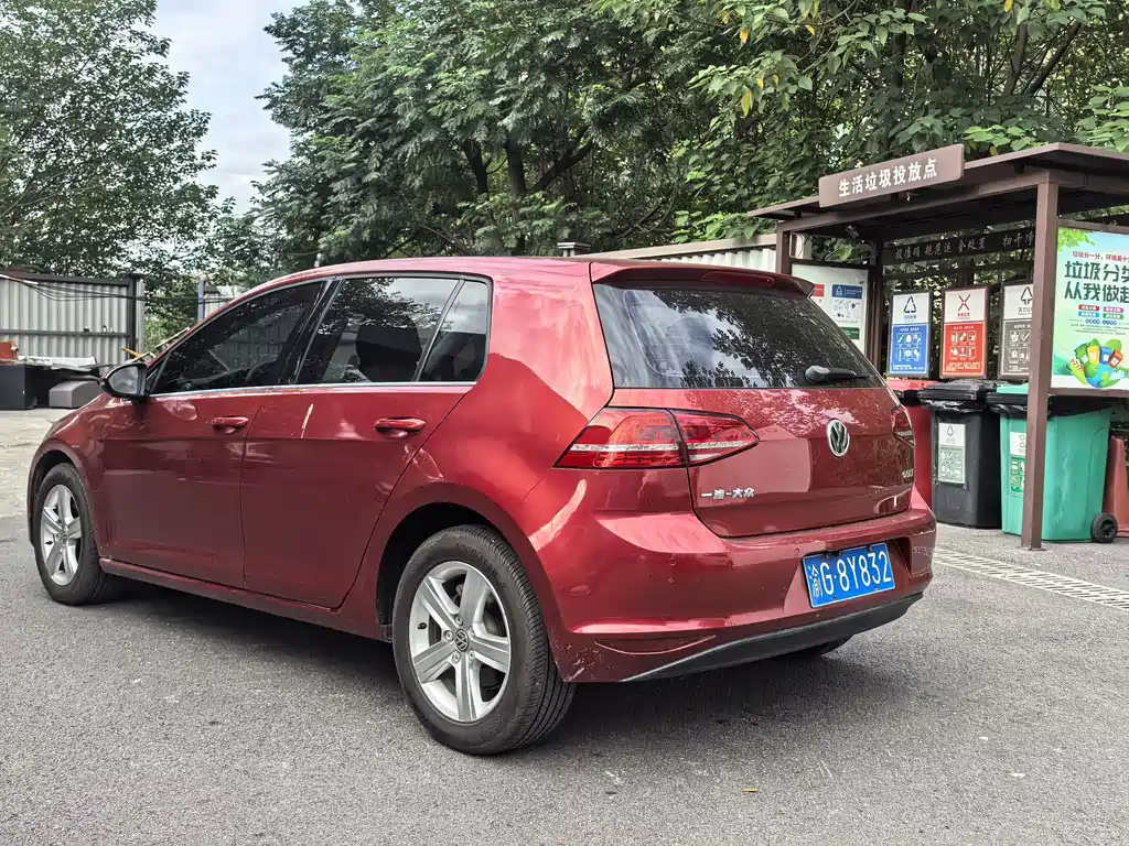 Volkswagen Golf — миниатюра 6
