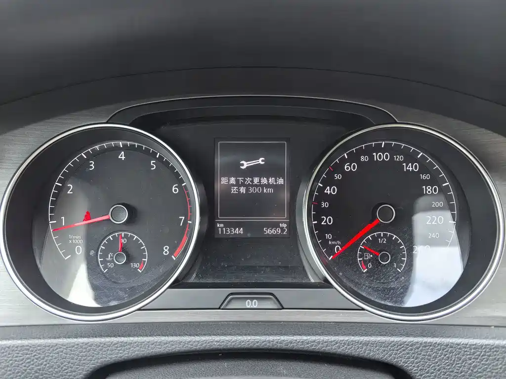 Volkswagen Golf — миниатюра 14