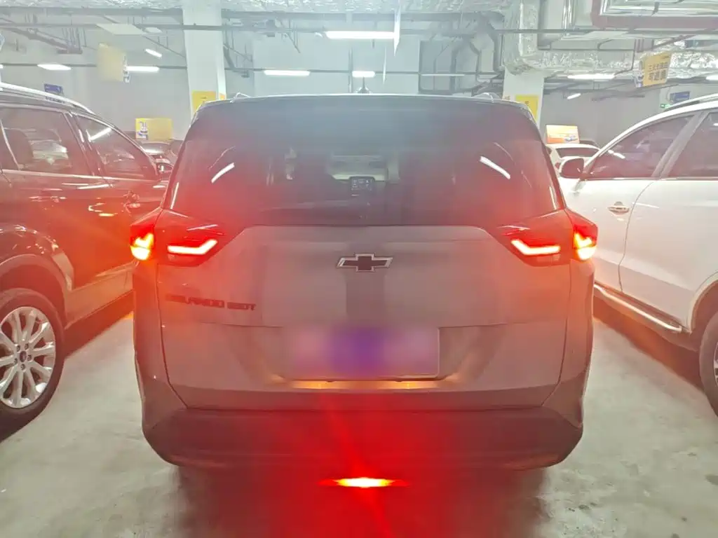 Chevrolet Volando — миниатюра 6