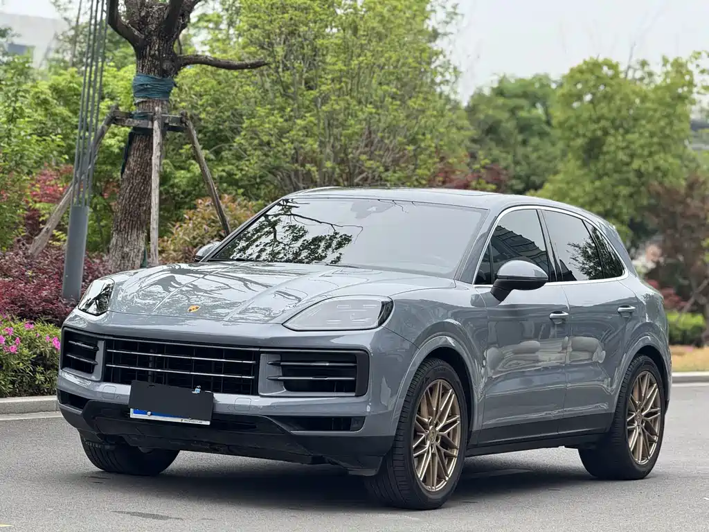 Porsche Cayenne 2023