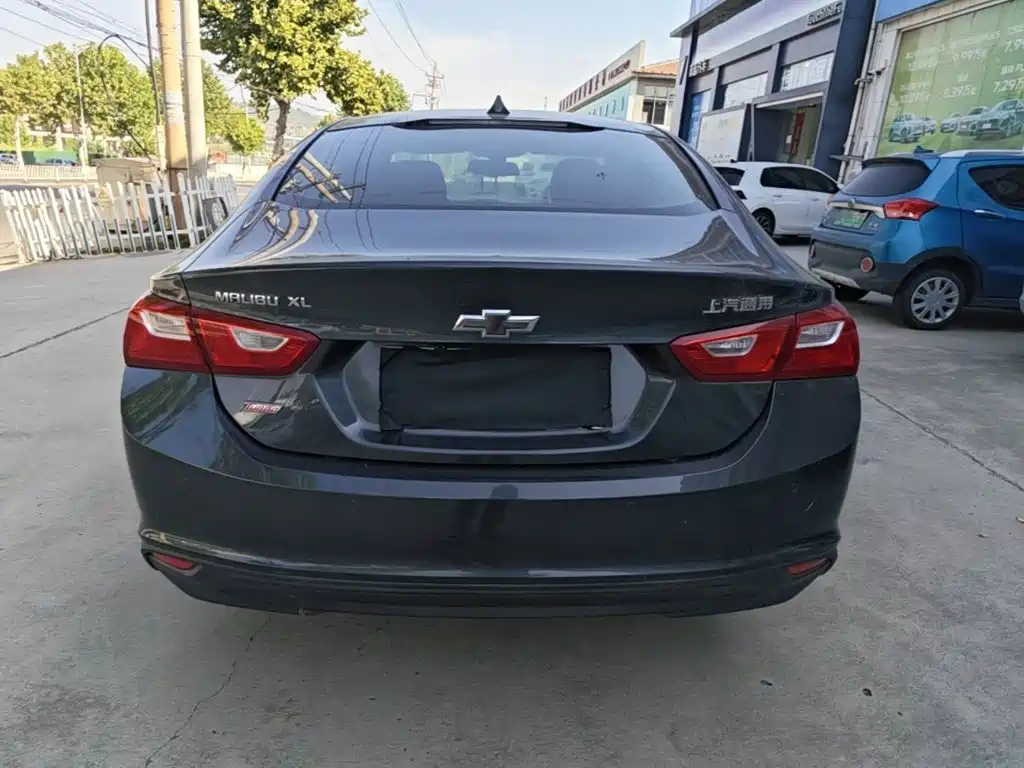 Chevrolet Malibu XL — миниатюра 6