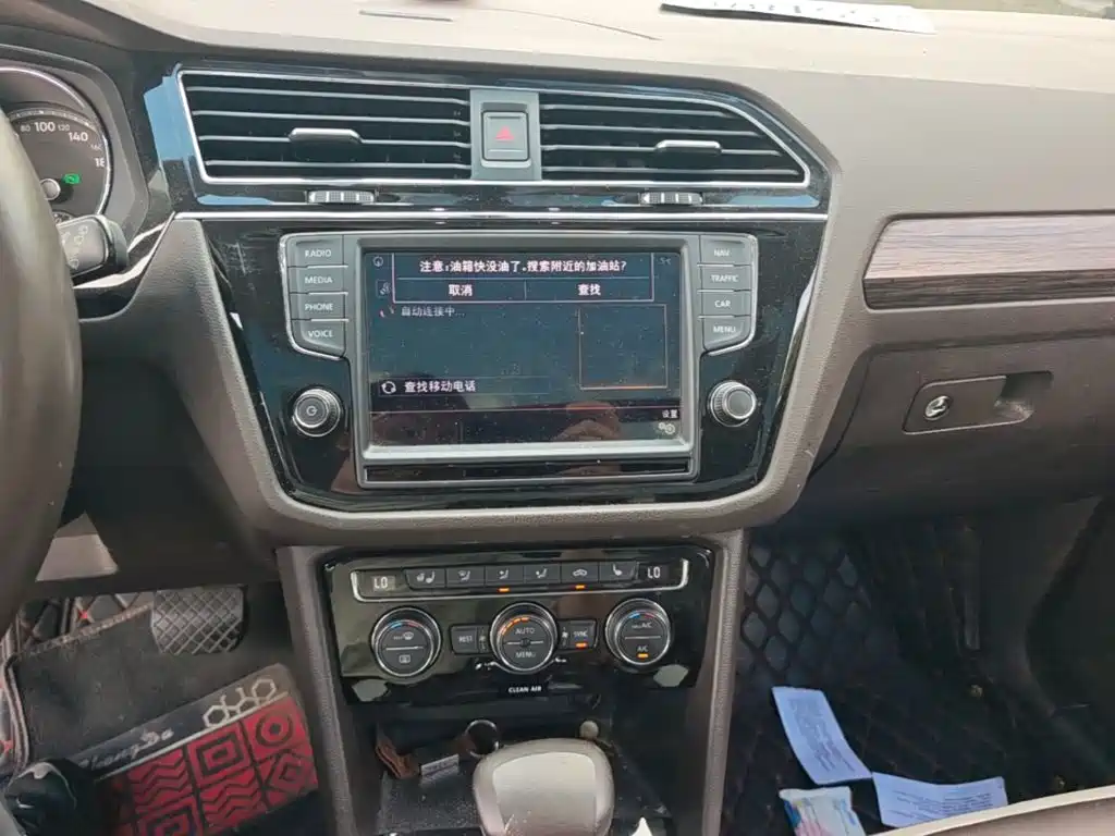 Volkswagen Tiguan L — миниатюра 18