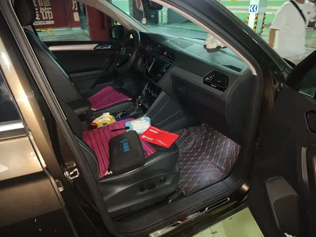Volkswagen Tiguan L — миниатюра 18