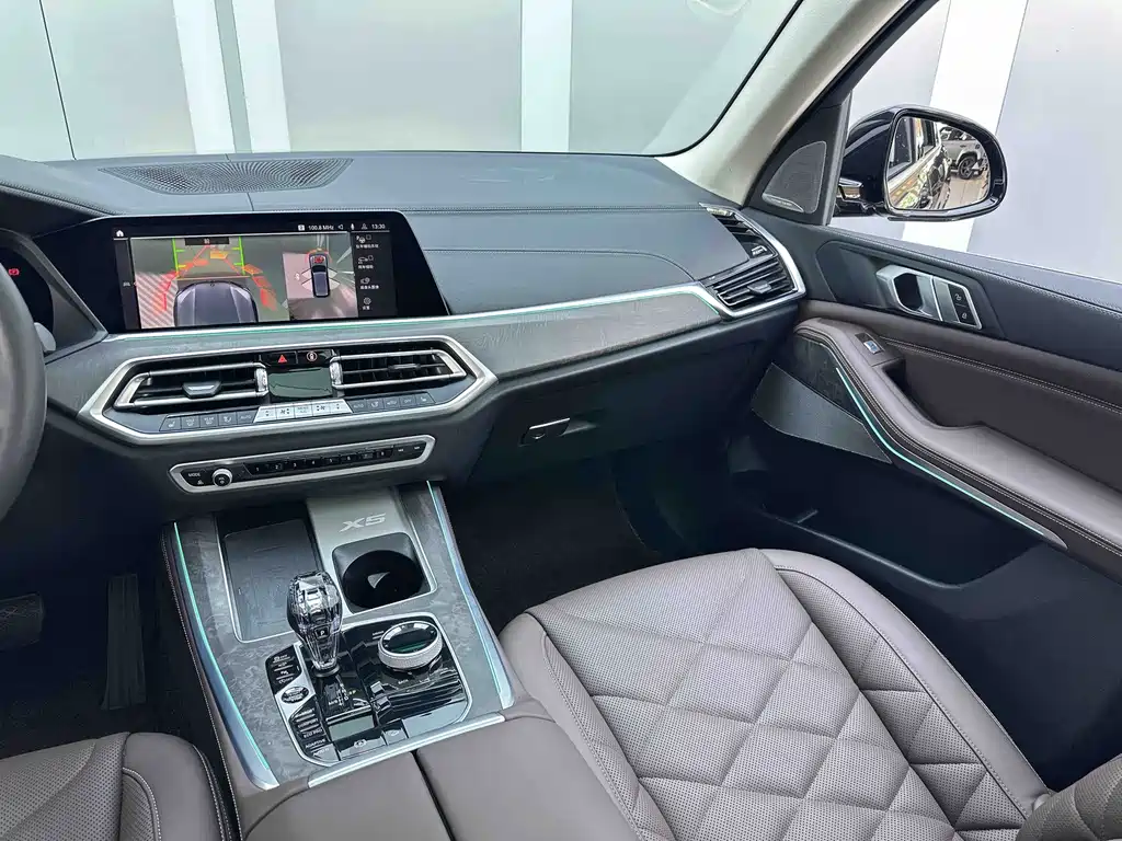BMW X5 — миниатюра 10