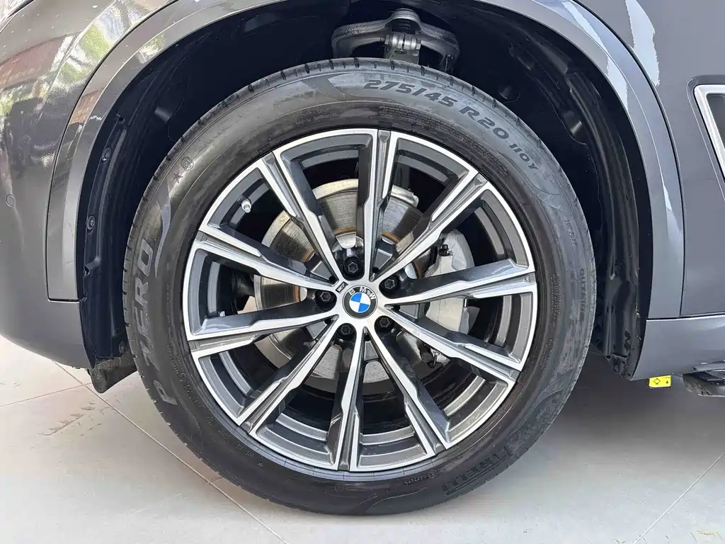 BMW X5 — миниатюра 18
