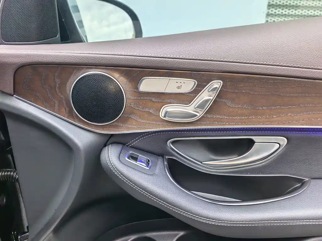 Mercedes-Benz GLC — миниатюра 17