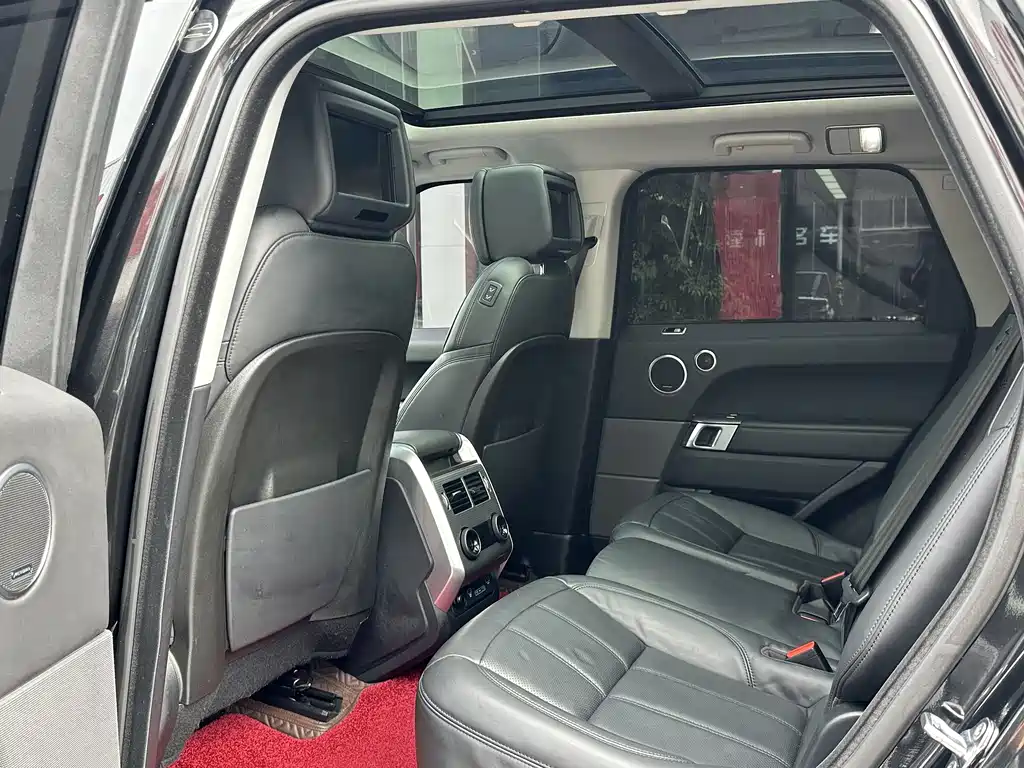 Land Rover Range Rover Sport 2020 3.0 L6 HSE DYNAMIC