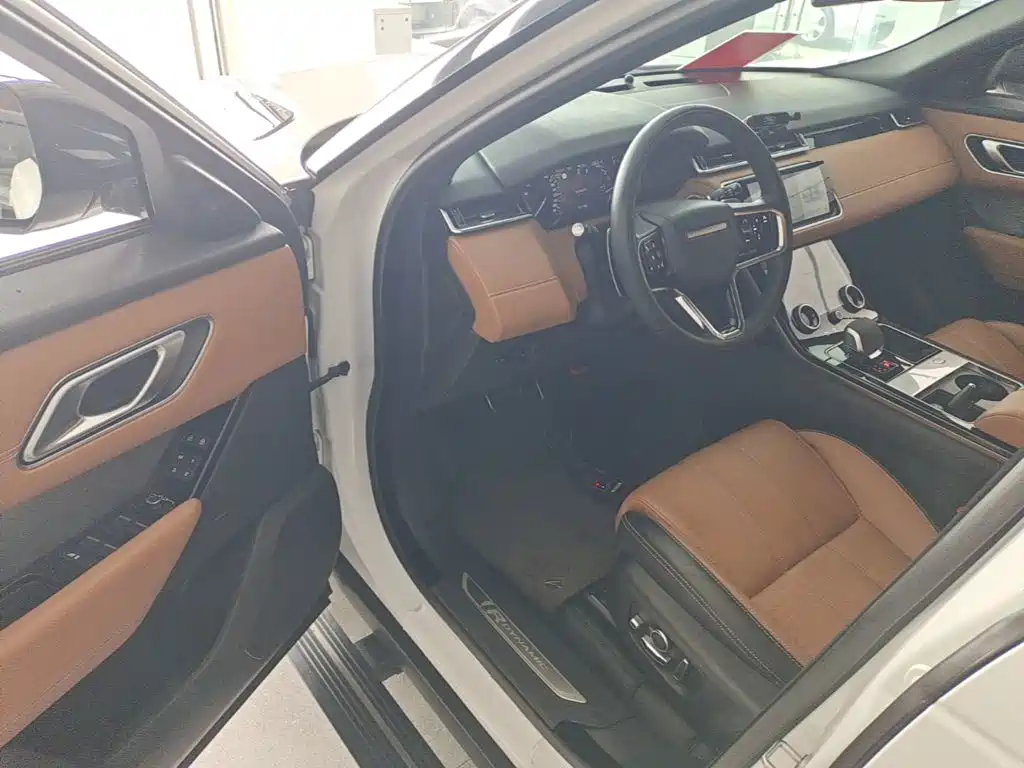 Land Rover Velar — миниатюра 16