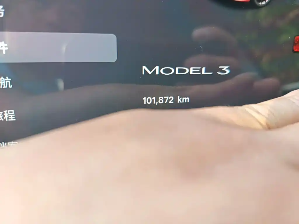 Tesla Model 3 — миниатюра 13