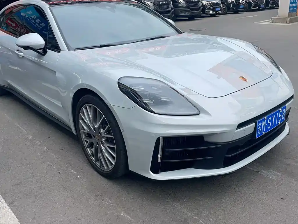 Porsche Panamera — миниатюра 3