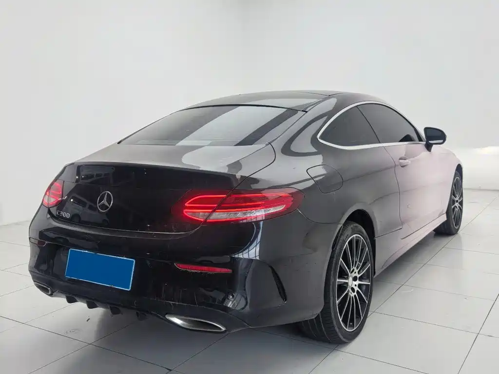 Mercedes-Benz C-Class (Import) — миниатюра 10
