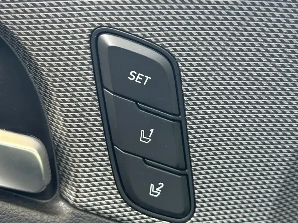 Hyundai Santa Fe — миниатюра 9