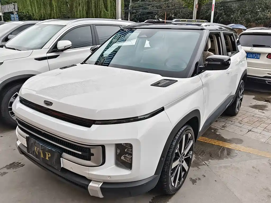Geely Icon