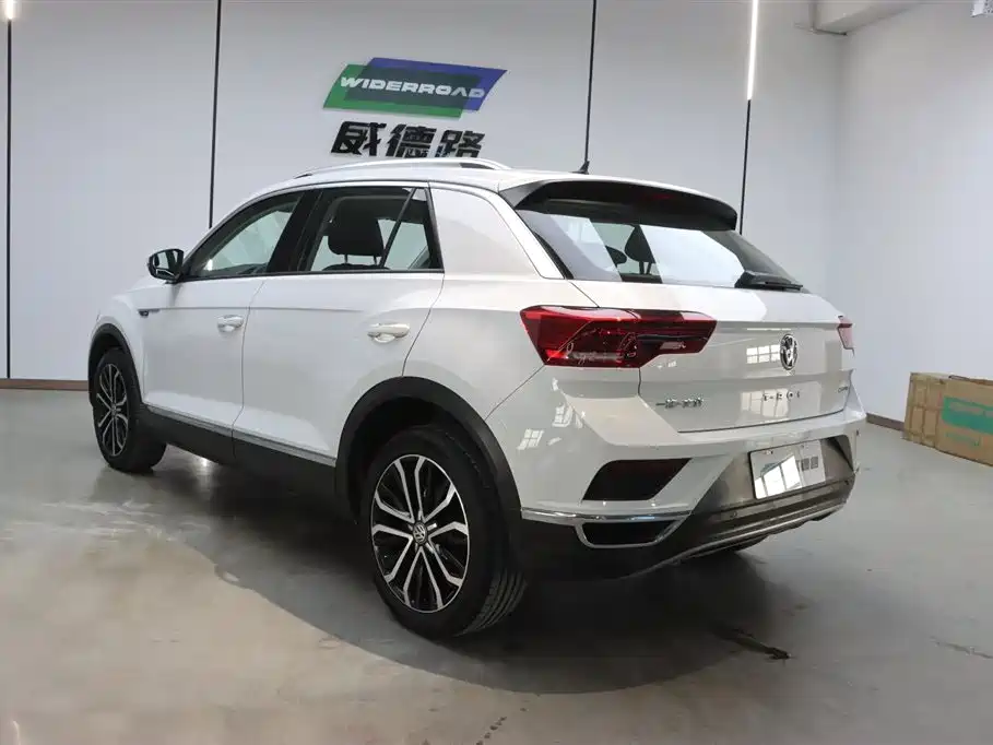 VOLKSWAGEN T ROC EXPLORING SONGS