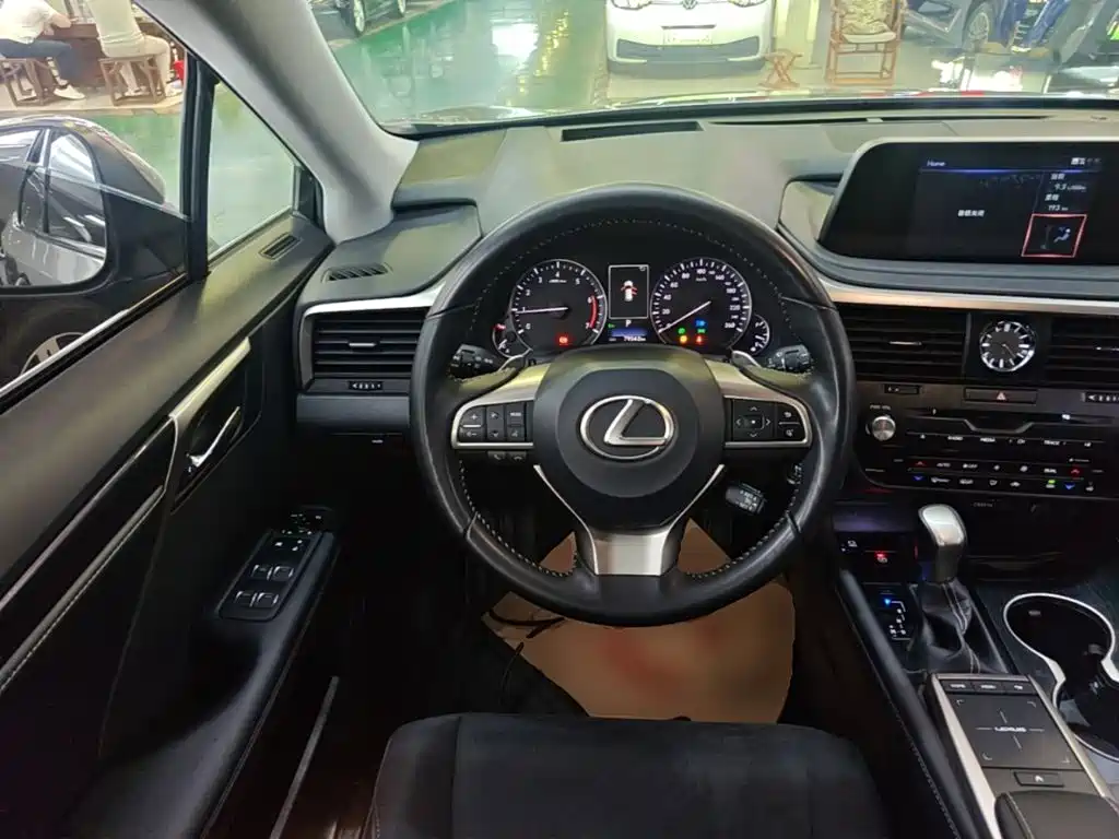 Lexus RX — миниатюра 11