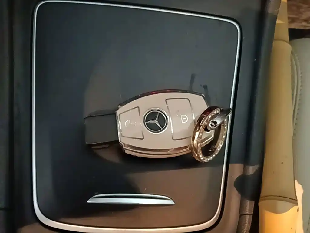 Mercedes-Benz GLA — миниатюра 9