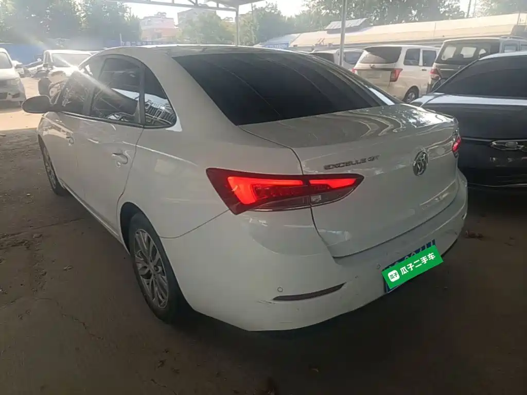 Buick Excelle — миниатюра 5