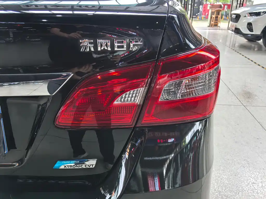Nissan Sylphy — миниатюра 6