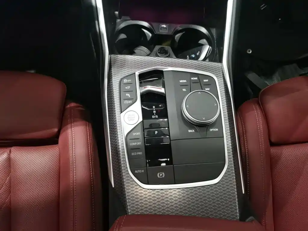BMW 3 Series - фото 14