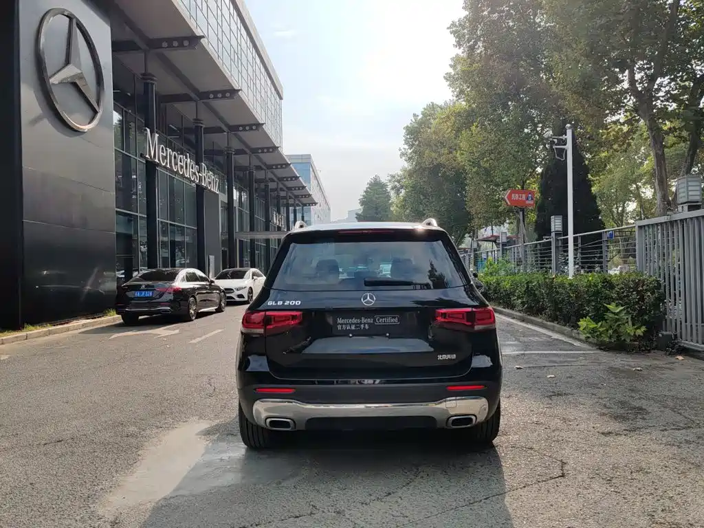 Mercedes-Benz GLB — миниатюра 7