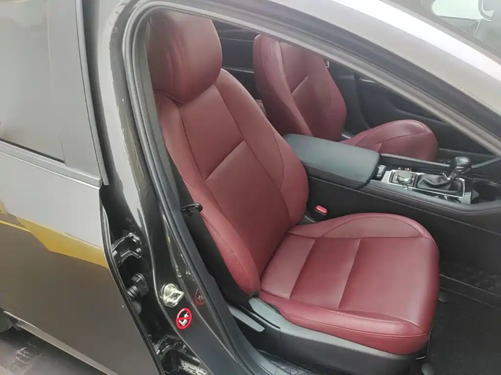 Mazda 3 Axela — миниатюра 25
