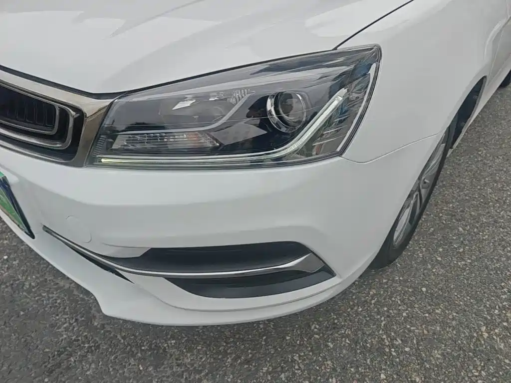Geely Emgrand — миниатюра 24