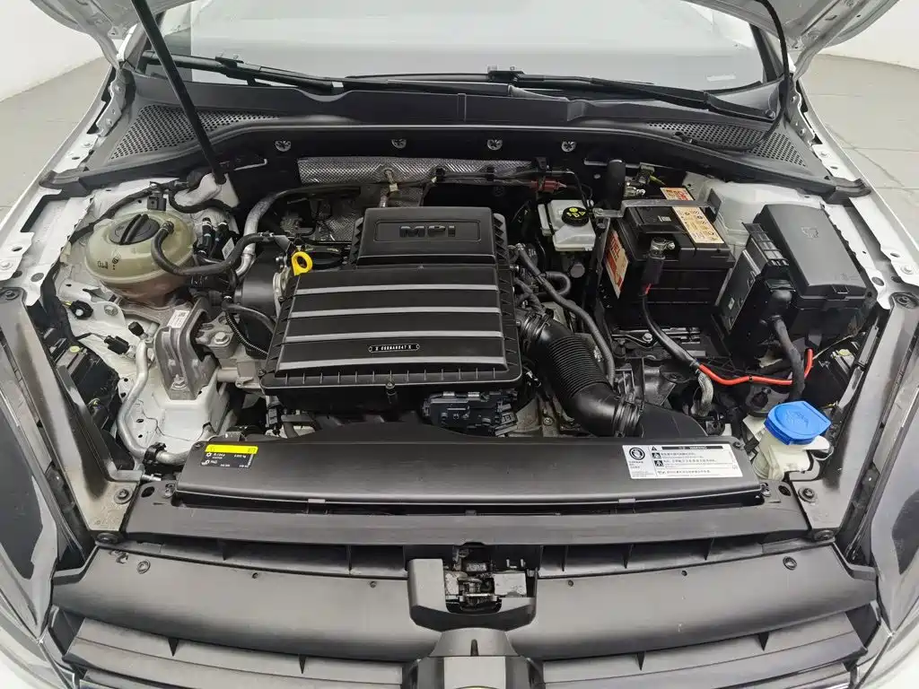 Volkswagen Golf — миниатюра 6