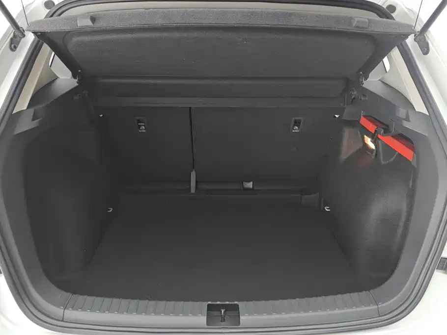 Volkswagen Tharu — миниатюра 4