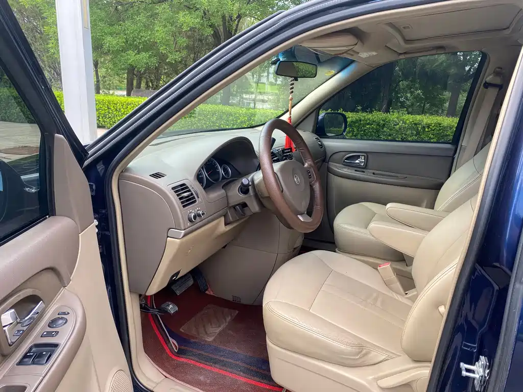 Buick GL8 2013 2.4L Executive