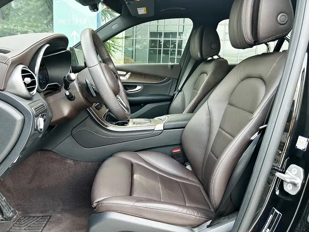 Mercedes-Benz GLC — миниатюра 7