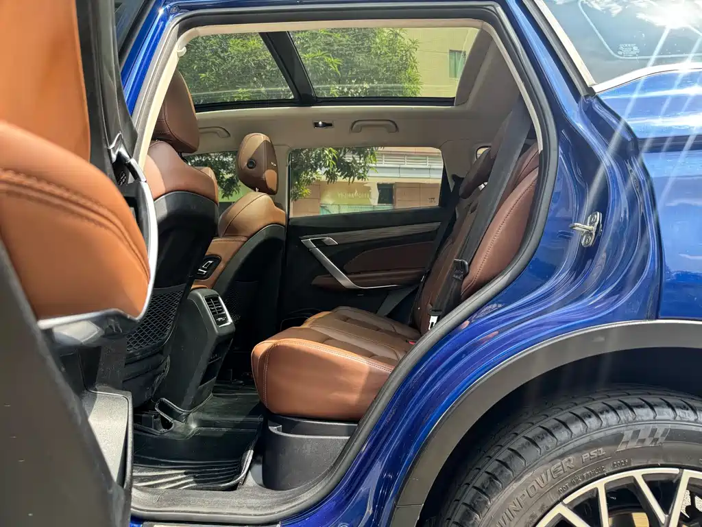 Geely Boyue — миниатюра 11
