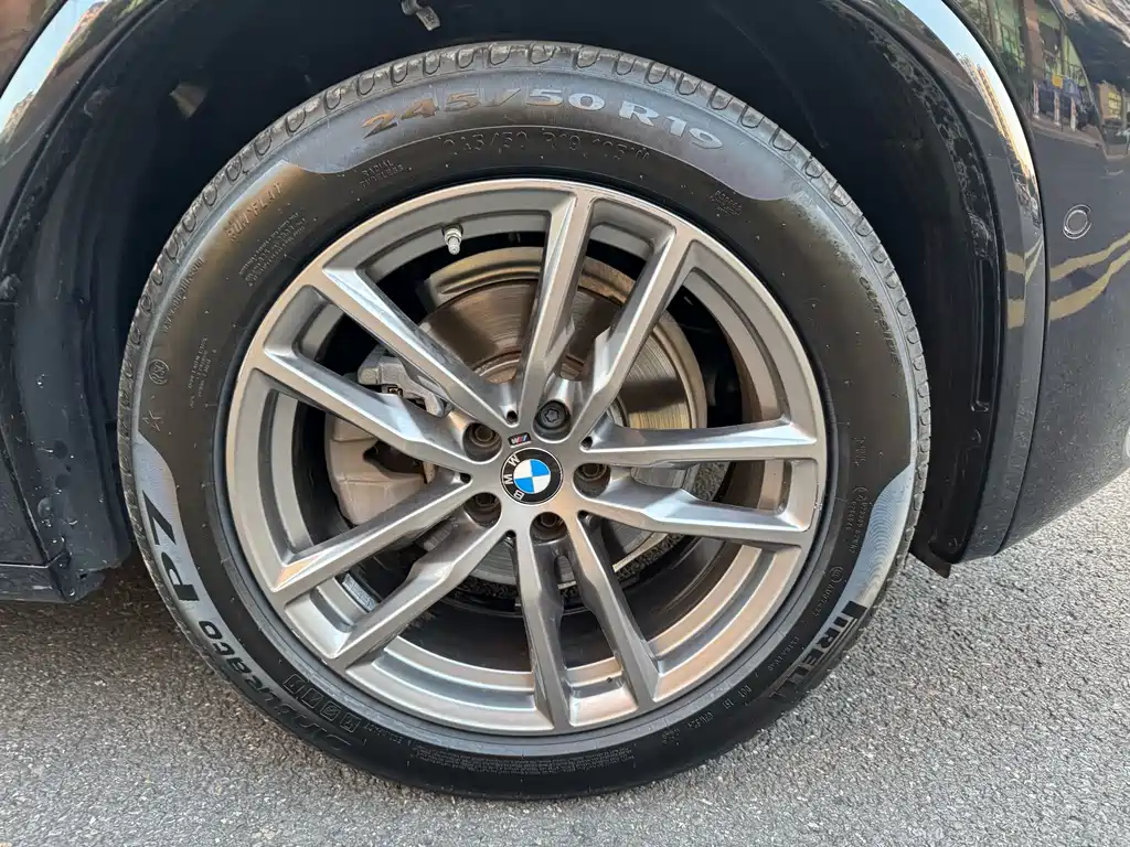 BMW X3 — миниатюра 8