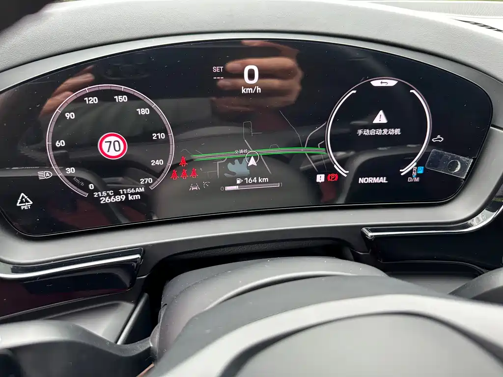 Porsche Cayenne — миниатюра 7