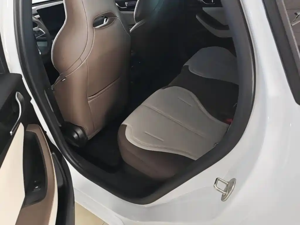BYD Qin PLUS — миниатюра 17