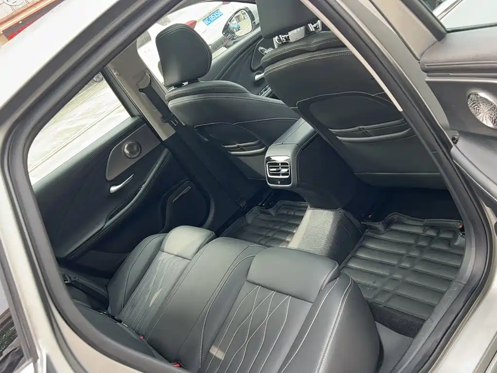 Chery Arrizo 8 — миниатюра 15